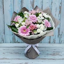 Букет цветов из:  Герберы, Альстромерии и Хризантемы #REPLACE_PRED# Жарковском