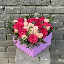 Цветочная композиция из Розы в коробке в Жарковском