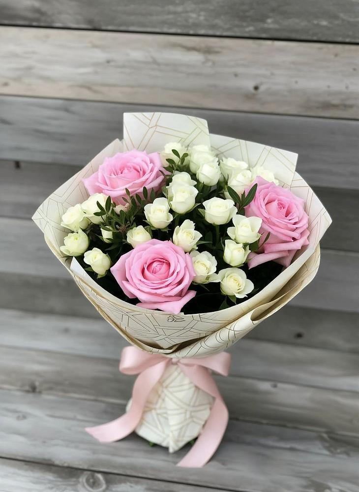 Букет цветов из: Розы в Жарковском