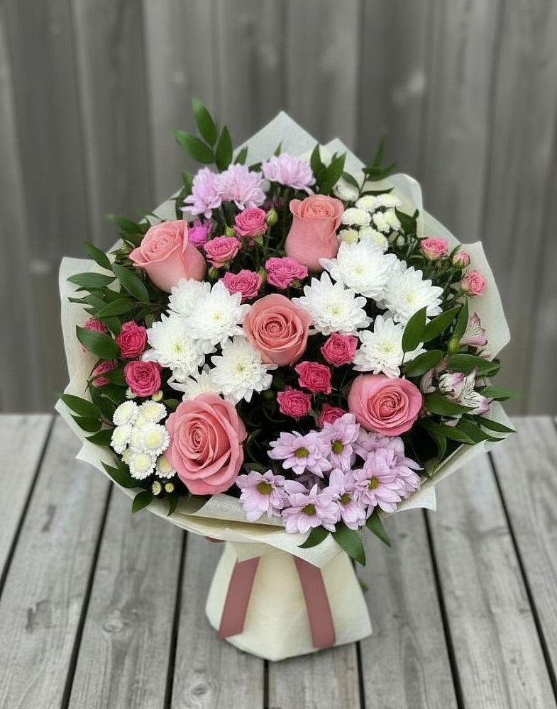 Букет цветов из: Альстромерии, Гвоздики, Розы и Хризантемы в Жарковском