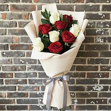 Букет цветов из:  Розы в Жарковском