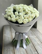 Букет 35 Белых роз в Жарковском