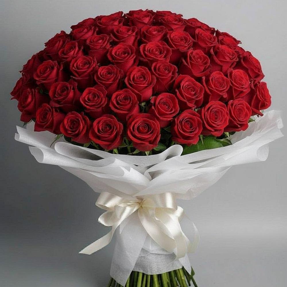 Букет 101 Красная роза Блэк Мэджик в Жарковском