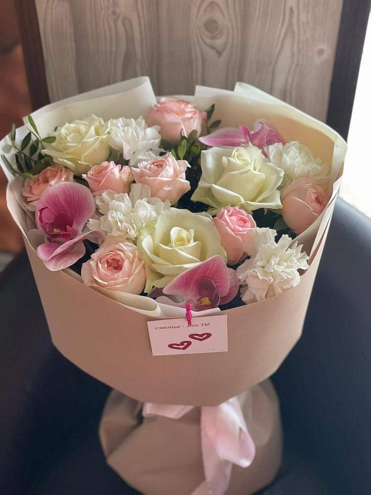 Букет цветов из: Орхидеи, Розы и Гвоздики в Жарковском