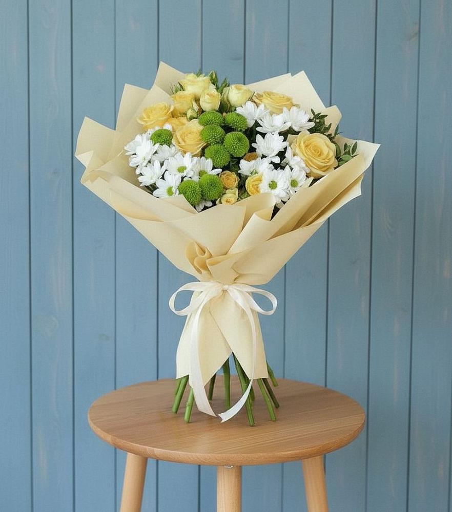 Букет цветов из: Хризантемы и Розы в Жарковском