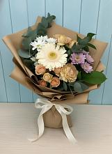 Букет цветов из:  Герберы и Хризантемы в Жарковском