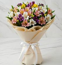 Букет цветов из:  Альстромерии #REPLACE_PRED# Жарковском