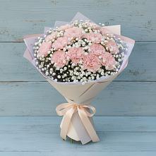 Букет цветов из:  Гвоздики #REPLACE_PRED# Жарковском