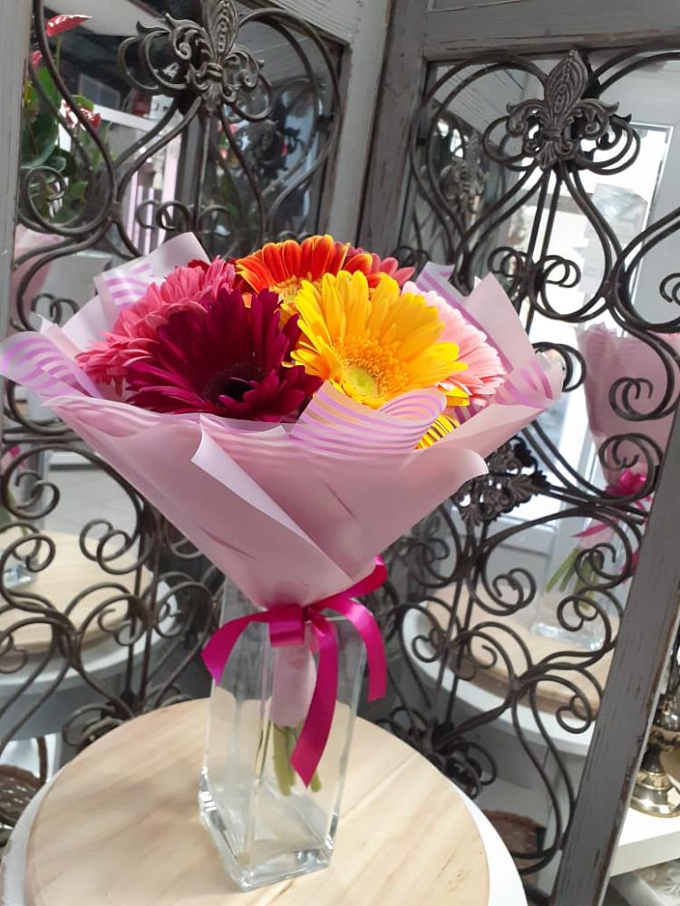 Букет цветов из: Герберы в Жарковском