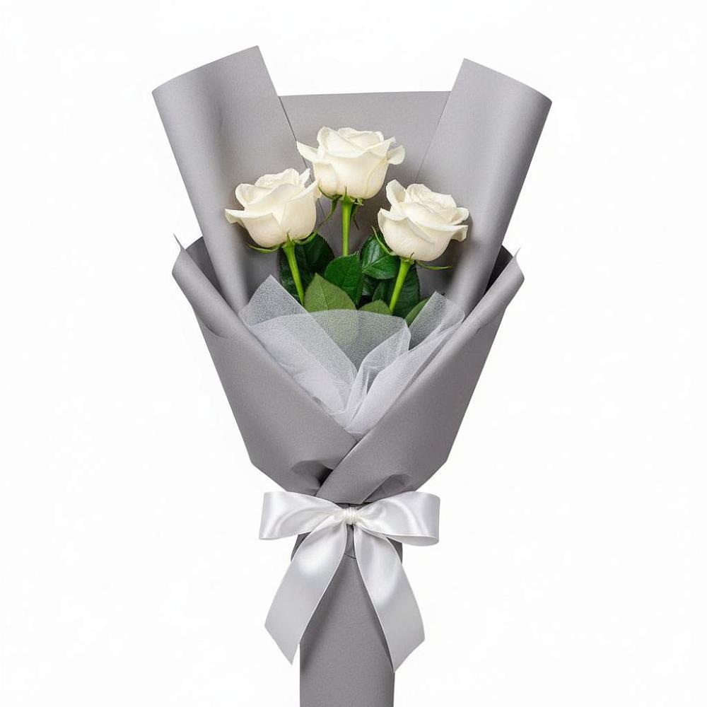 Букет 3 белые розы в Жарковском