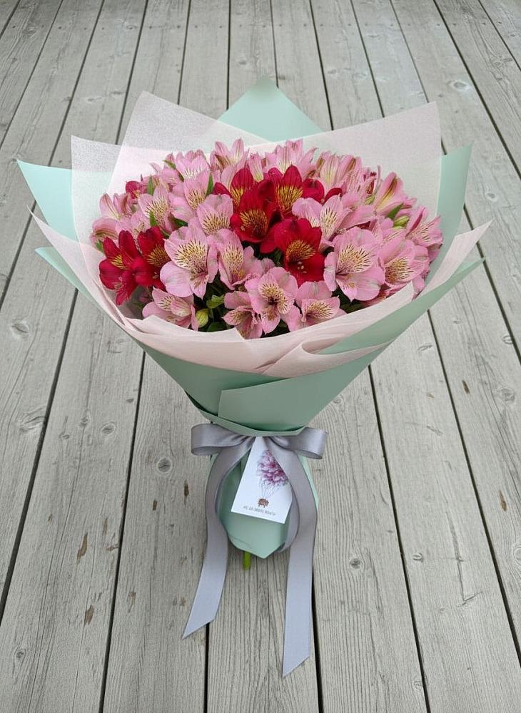 Букет цветов из: Альстромерии в Жарковском