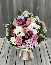 Букет цветов из:  Альстромерии, Гвоздики, Розы и Хризантемы в Жарковском