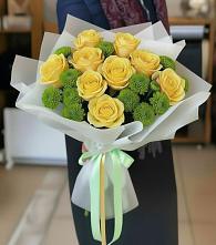 Букет цветов из:  Хризантемы и Розы в Жарковском