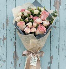 Букет цветов из:  Розы в Жарковском