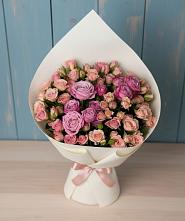 Букет цветов из:  Розы #REPLACE_PRED# Жарковском
